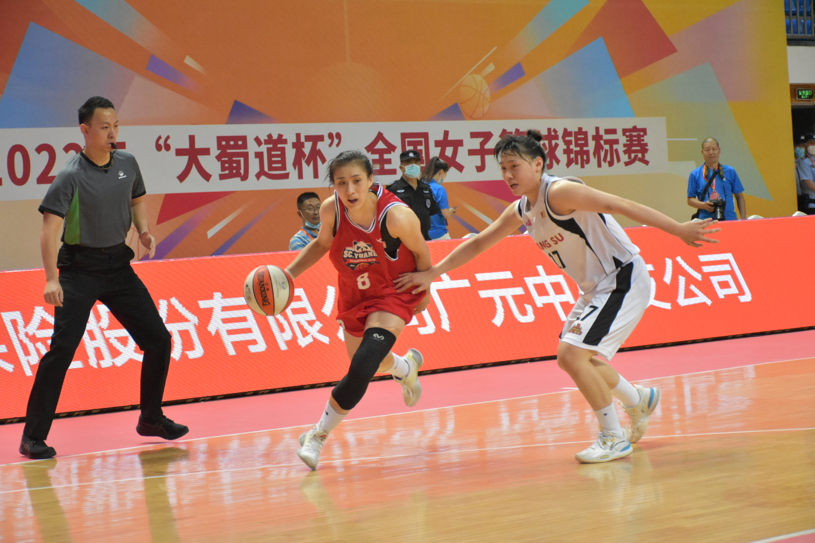 四川远达美乐女篮六战全胜问鼎全国锦标赛冠军