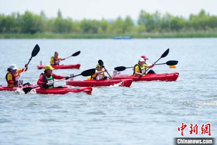 中俄皮划艇邀请赛哈尔滨开赛 500余名选手共襄赛