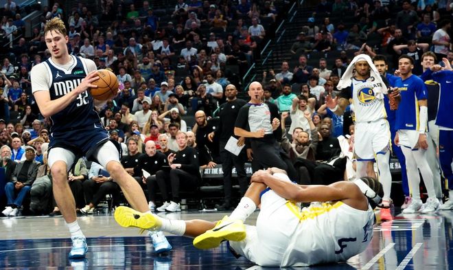 勇士逆转独行侠穆迪加时重伤成最大悬念