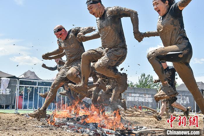 斯巴达勇士赛北京站落幕，SmithAlex与曾影分获男