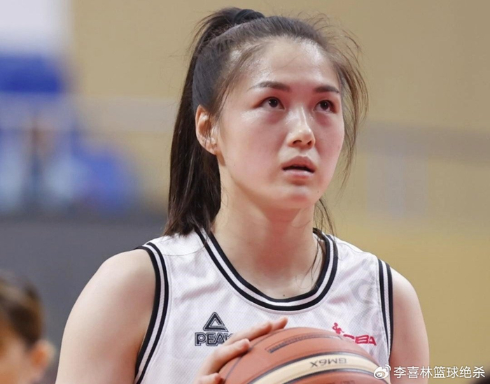 张曼曼神勇发挥助江苏女篮爆冷淘汰广东女篮晋