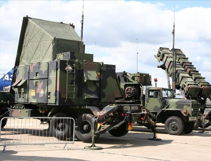 美伊战火未熄 伊朗队赴美踢世界杯